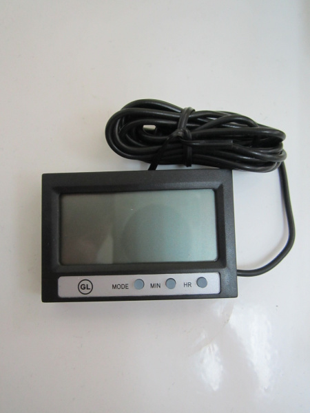 ST-2 Цифровой термометр 